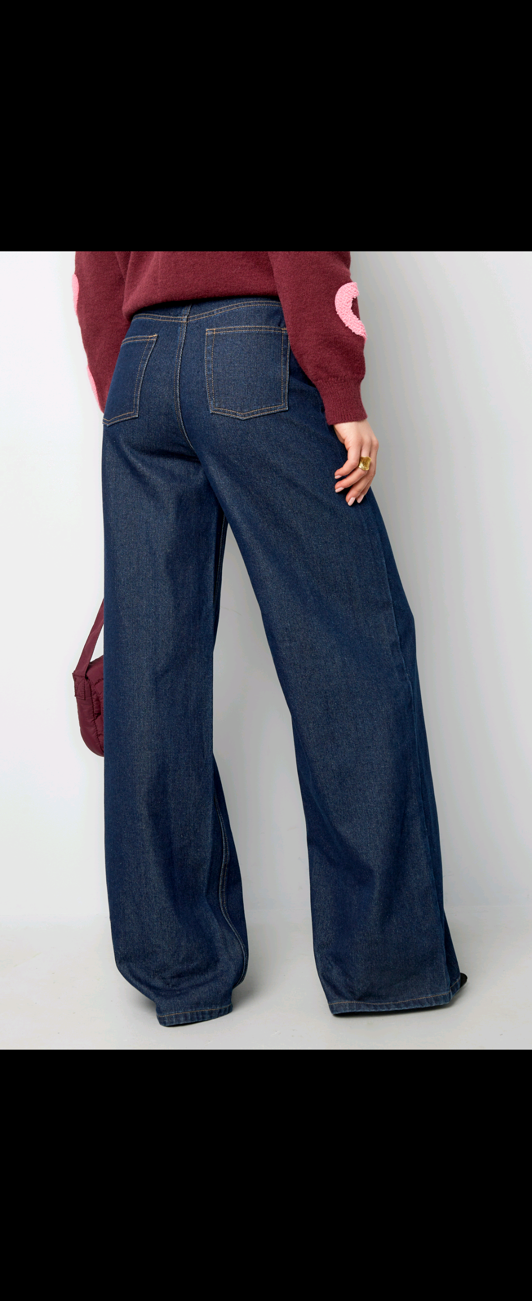 Dark Denim Highwaist Classic Cut Jeans